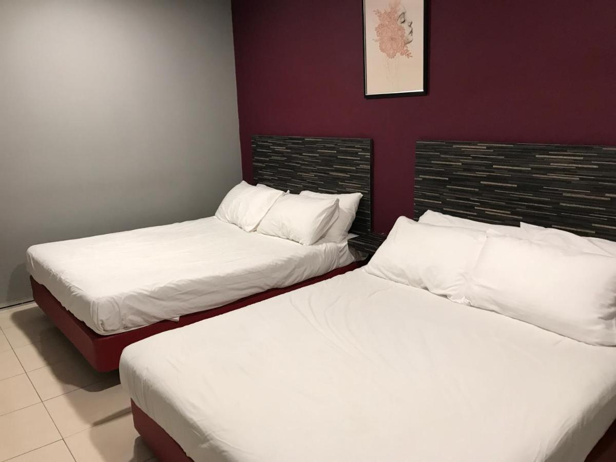 Oyo 90487 K Threegod 2* Johor Bahru